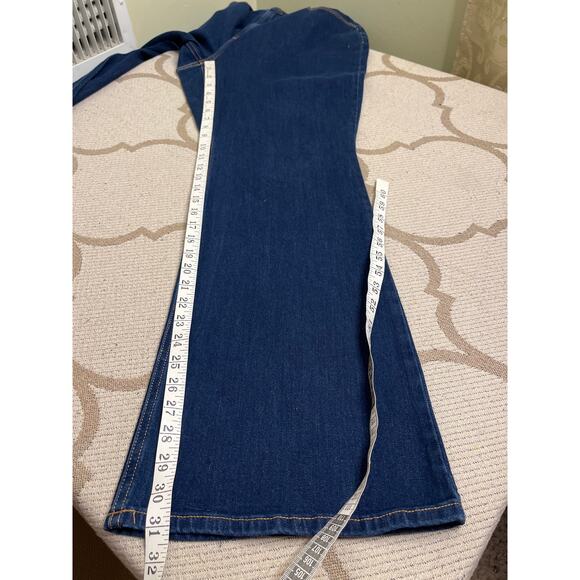 Old navy wow flare high rise dark rinse blue jeans, size 18 - Picture 11 of 12